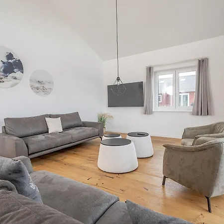 Xxl-holzhaus Mit Sauna & Grossem Garten Tatil Evi Dagebüll