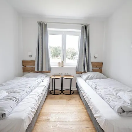 Tatil Evi Xxl-holzhaus Mit Sauna & Grossem Garten