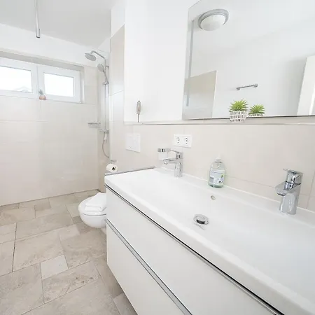 Tatil Evi Xxl-holzhaus Mit Sauna & Grossem Garten Dagebüll