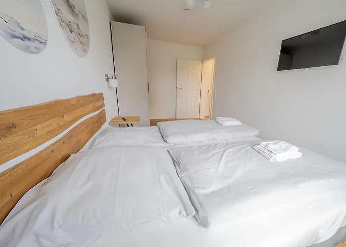 Xxl-holzhaus Mit Sauna & Grossem Garten Dagebüll