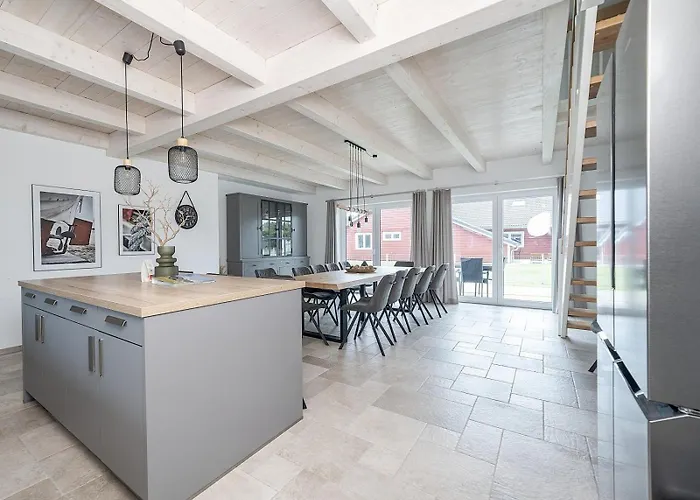 Xxl-holzhaus Mit Sauna & Grossem Garten 別荘 *